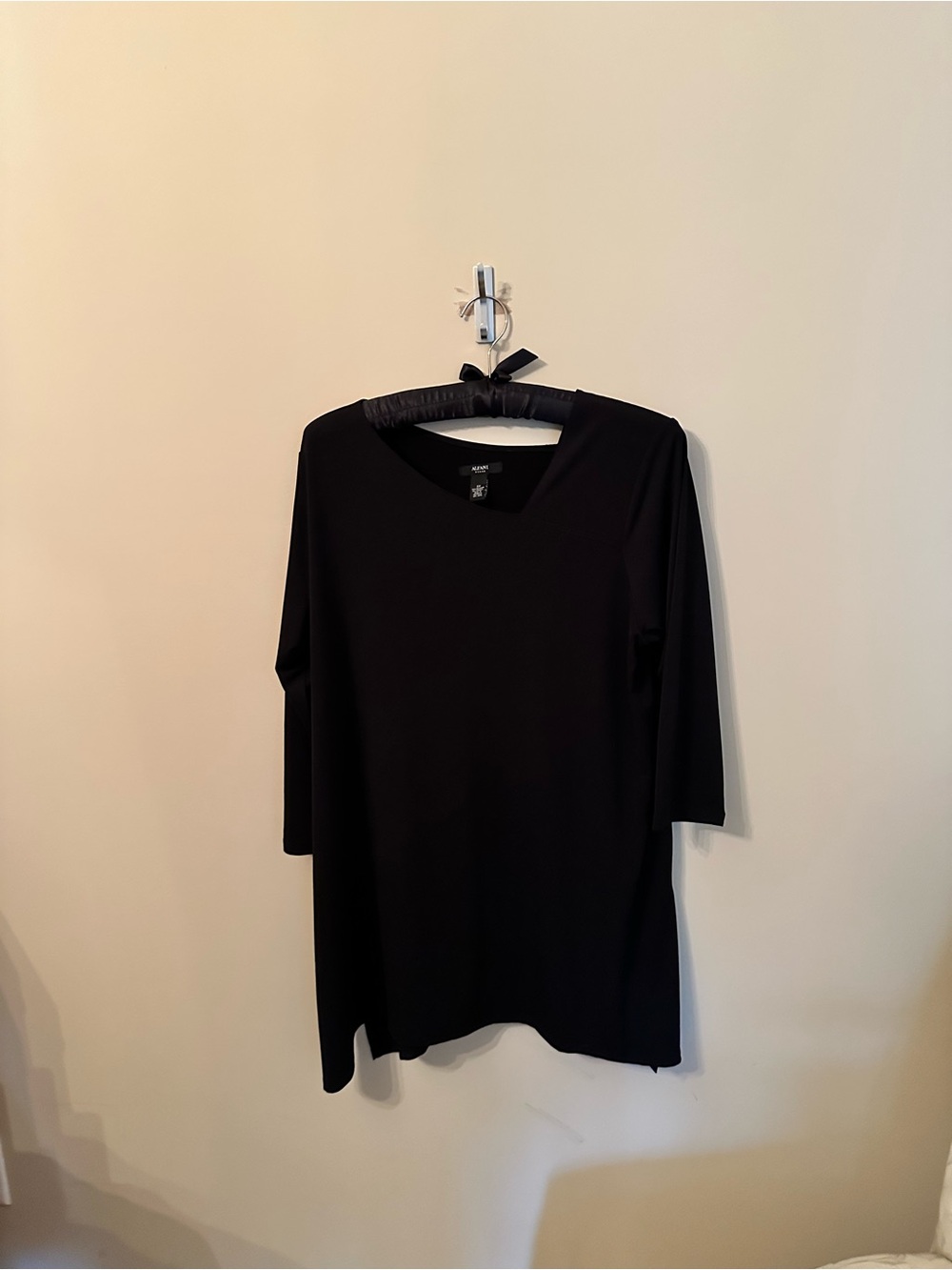 Alfani, size 3x, black, silky feeling long sleeve top, new with tags.